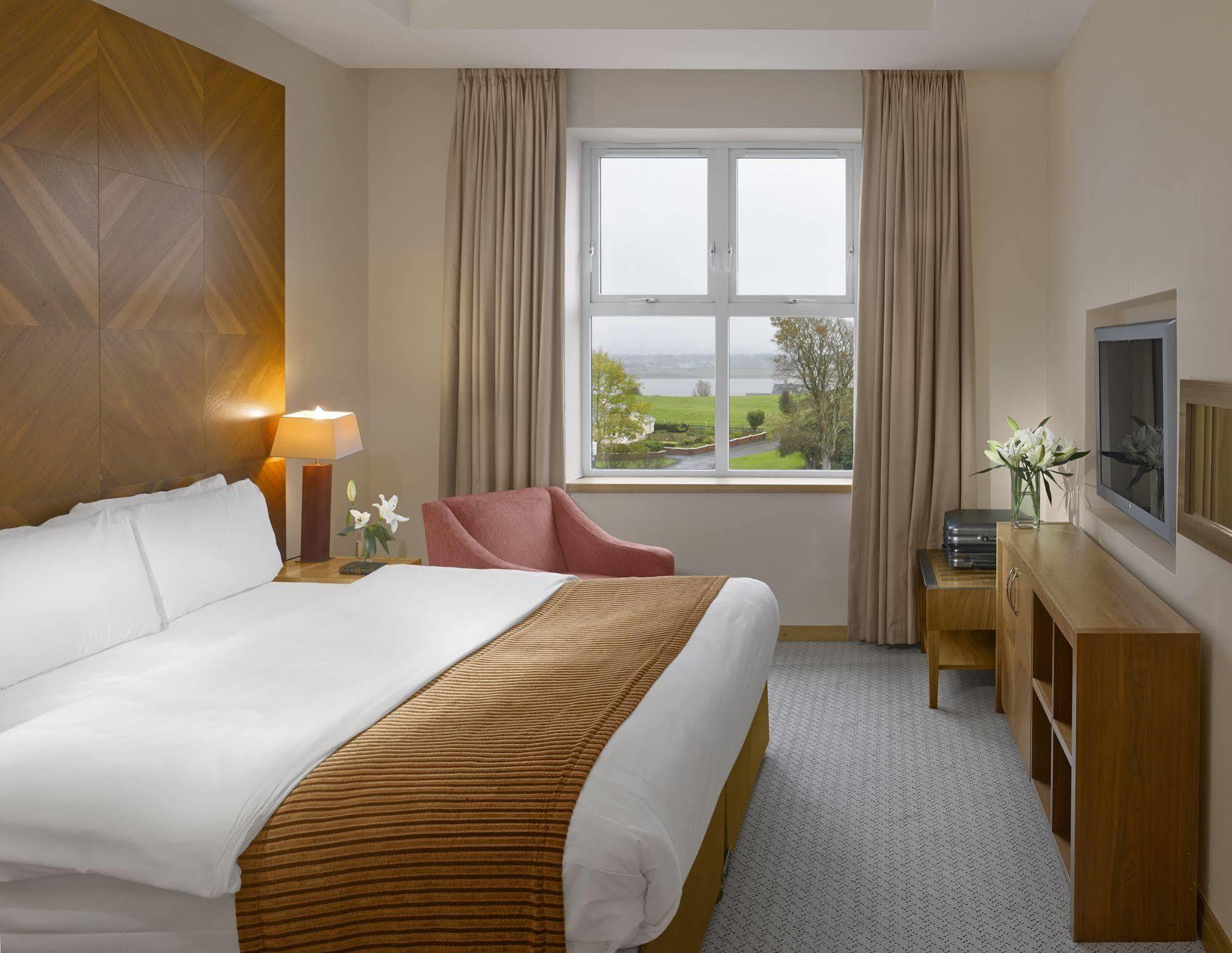 Radisson Blu Hotel & Spa, Sligo Exteriör bild